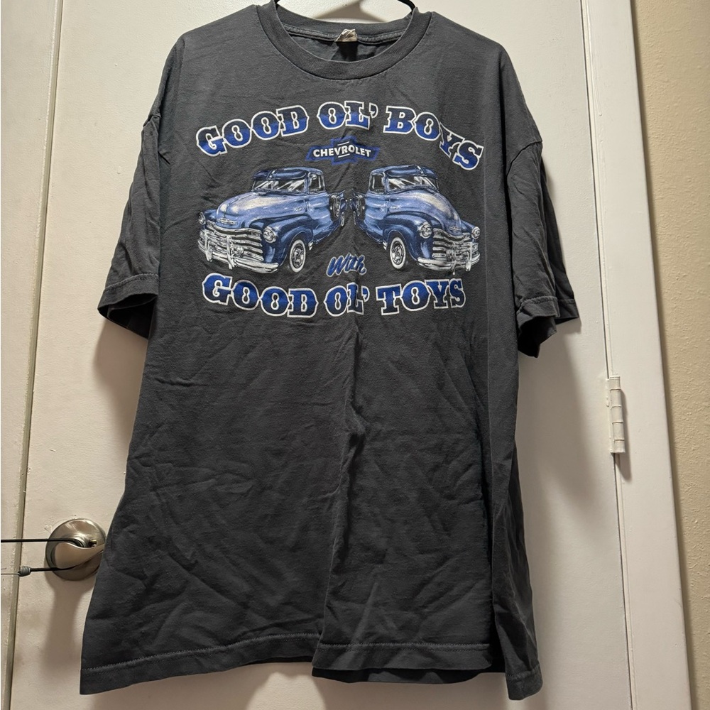 Vintage Car Graphic Tee - Size 2XL
